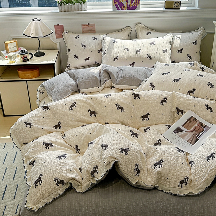 91家纺网 家纺一手货源 找家纺 仟网汇 2026新款法式花边泡芙纱四件套 小黑马