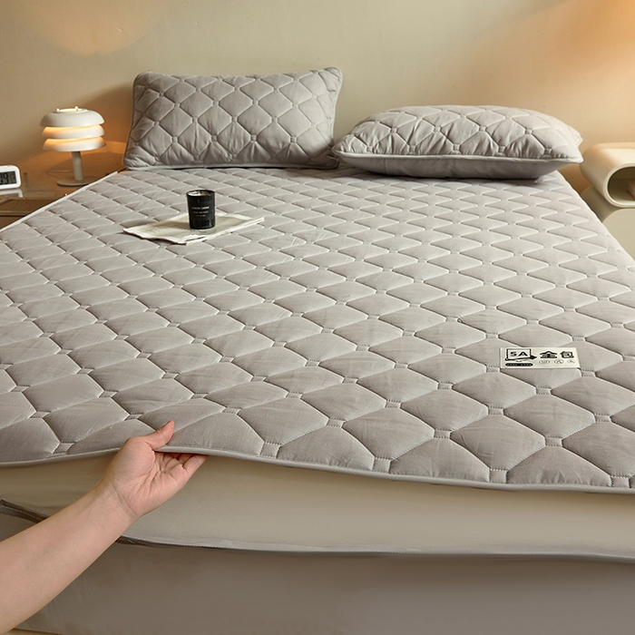 91家纺网 家纺一手货源 找家纺 （总）欧妮家纺 2026新款六面全包夹棉床笠-席梦思保护套