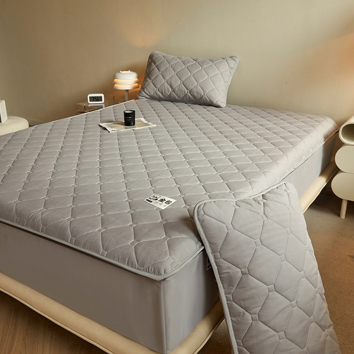 91家纺网 家纺一手货源 找家纺 欧妮家纺 2026新款六面全包夹棉床笠-席梦思保护套 六面全包-烟灰