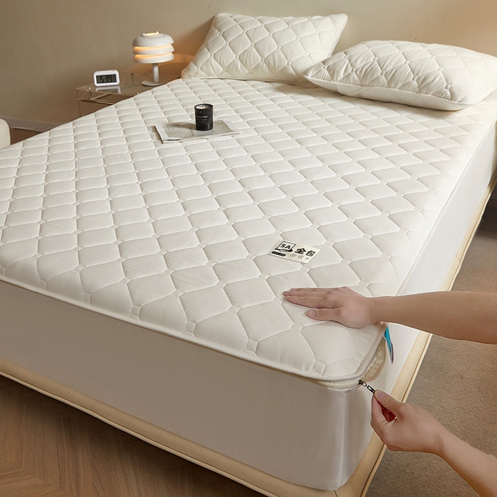 91家纺网 家纺一手货源 找家纺 欧妮家纺 2026新款六面全包夹棉床笠-席梦思保护套 六面全包-珍珠白