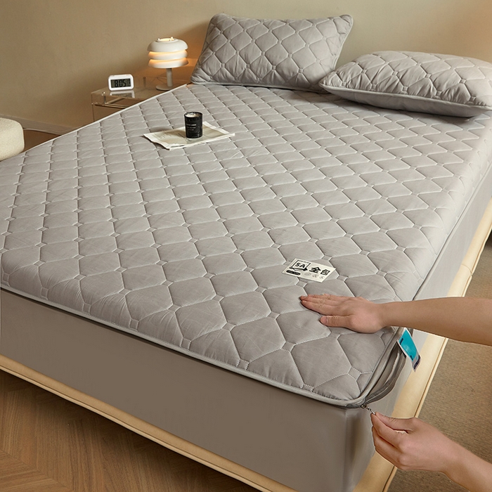 91家纺网 家纺一手货源 找家纺 欧妮家纺 2026新款六面全包夹棉床笠-席梦思保护套 六面全包-烟灰