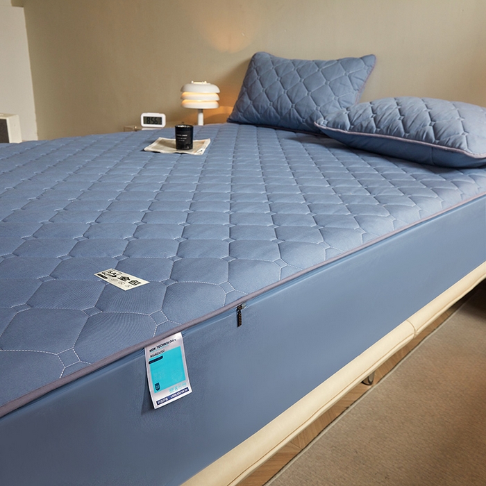 91家纺网 家纺一手货源 找家纺 欧妮家纺 2026新款六面全包夹棉床笠-席梦思保护套 六面全包-蓝色