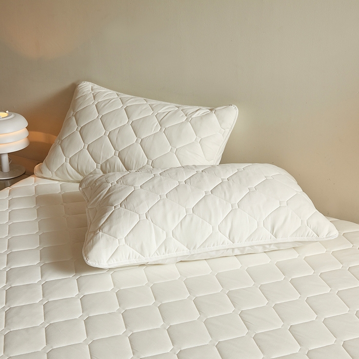 91家纺网 家纺一手货源 找家纺 欧妮家纺 2026新款六面全包夹棉床笠-席梦思保护套 六面全包-珍珠白