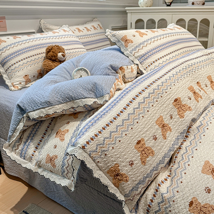 91家纺网 家纺一手货源 找家纺 仟网汇 2026新款法式花边泡芙纱四件套 笨笨熊