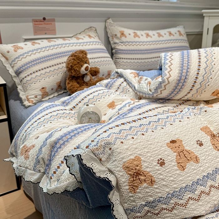 91家纺网 家纺一手货源 找家纺 仟网汇 2026新款法式花边泡芙纱四件套 笨笨熊