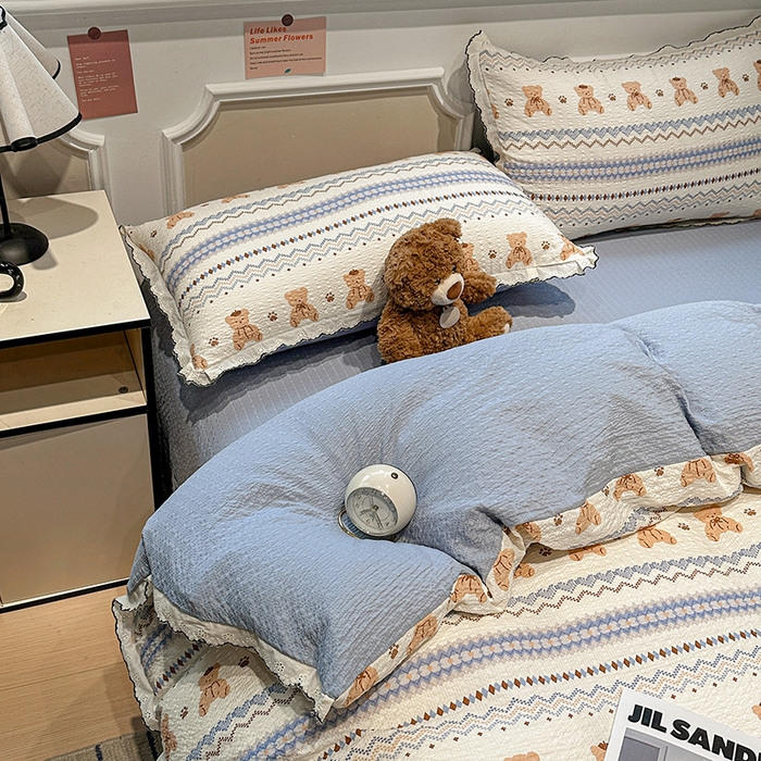 91家纺网 家纺一手货源 找家纺 仟网汇 2026新款法式花边泡芙纱四件套 笨笨熊