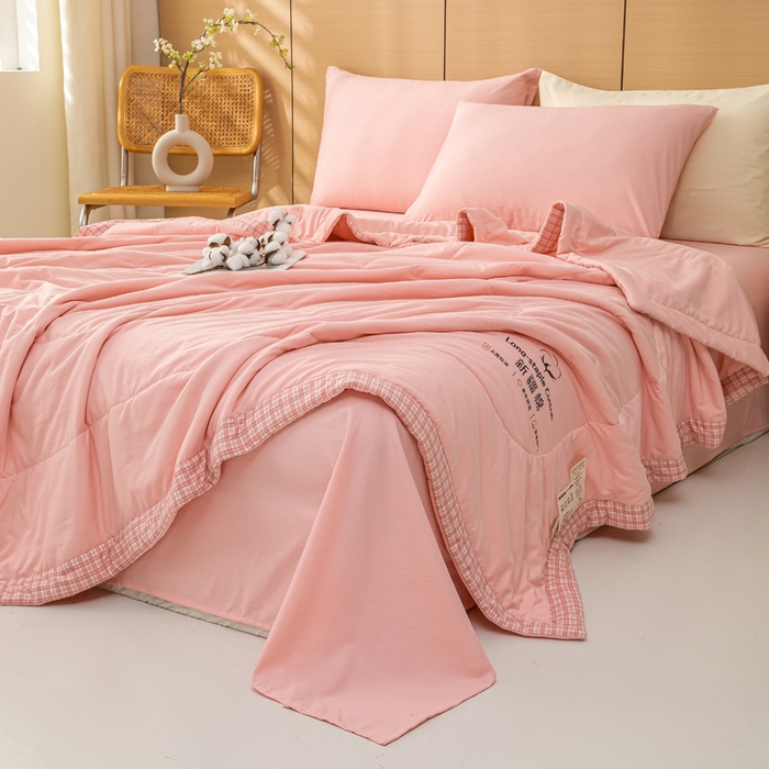 91家纺网 家纺一手货源 找家纺 云玲时尚 2026新款水洗棉100%新疆棉花纯色夏被夏凉被空调被 樱花粉