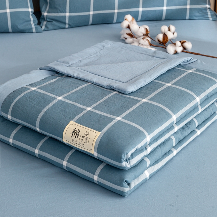 91家纺网 家纺一手货源 找家纺 云玲时尚 2026新款无印风新疆棉花格子夏被夏凉被空调被 海天蓝