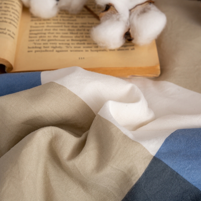 91家纺网 家纺一手货源 找家纺 云玲时尚 2026新款无印风新疆棉花格子夏被夏凉被空调被 复古蓝