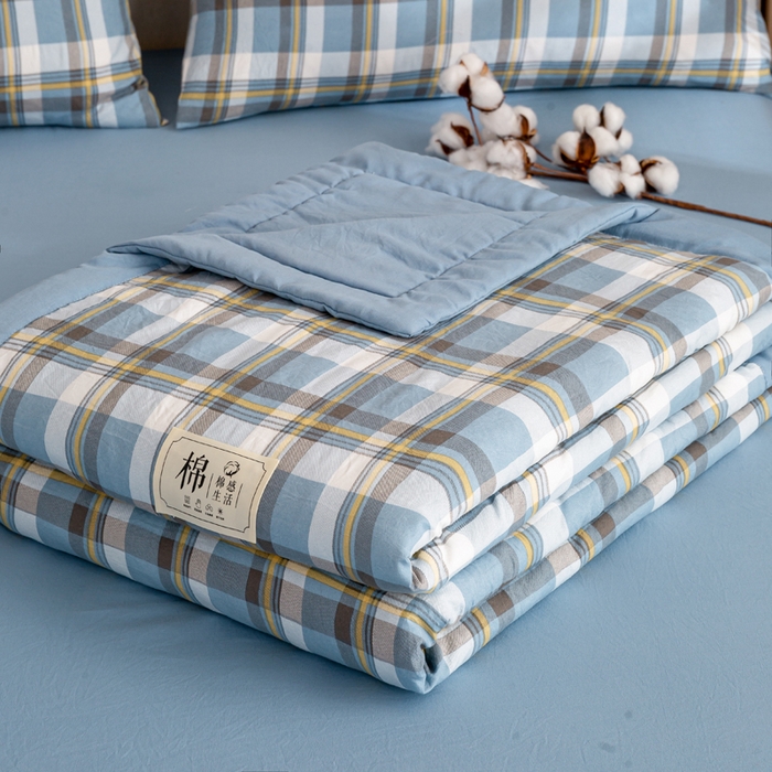 91家纺网 家纺一手货源 找家纺 云玲时尚 2026新款无印风新疆棉花格子夏被夏凉被空调被 冰岛蓝