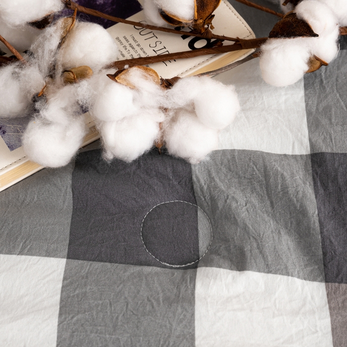 91家纺网 家纺一手货源 找家纺 云玲时尚 2026新款无印风新疆棉花格子夏被夏凉被空调被 简约灰