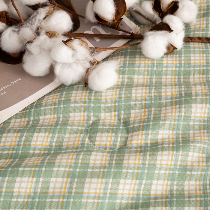 91家纺网 家纺一手货源 找家纺 云玲时尚 2026新款无印风新疆棉花格子夏被夏凉被空调被 青禾绿