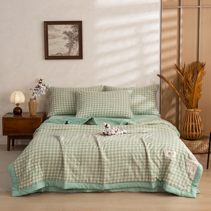 91家纺网 家纺一手货源 找家纺 云玲时尚 2026新款无印风新疆棉花格子夏被夏凉被空调被 青禾绿