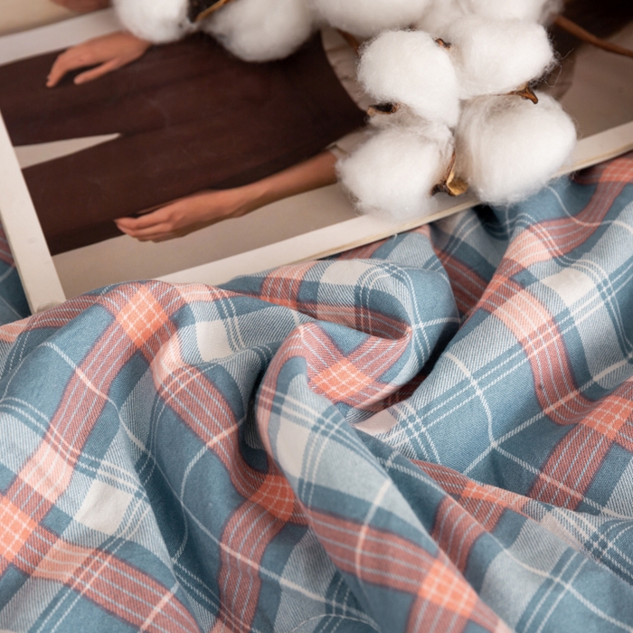 91家纺网 家纺一手货源 找家纺 云玲时尚 2026新款无印风新疆棉花格子夏被夏凉被空调被 蓝胭格