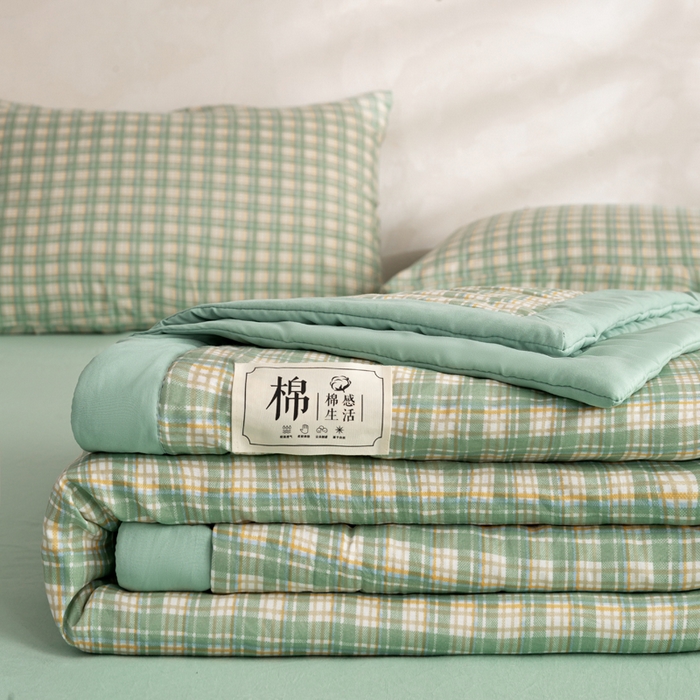 91家纺网 家纺一手货源 找家纺 云玲时尚 2026新款无印风新疆棉花格子夏被夏凉被空调被 青禾绿
