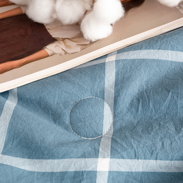 91家纺网 家纺一手货源 找家纺 云玲时尚 2026新款无印风新疆棉花格子夏被夏凉被空调被 海天蓝