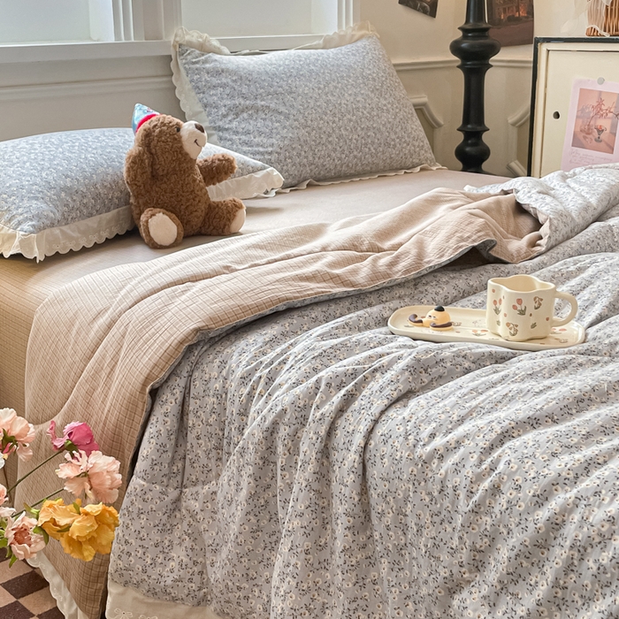 91家纺网 家纺一手货源 找家纺 欧妮家纺 2026新款A类古棉花边夏被空调被子 夏被-花境