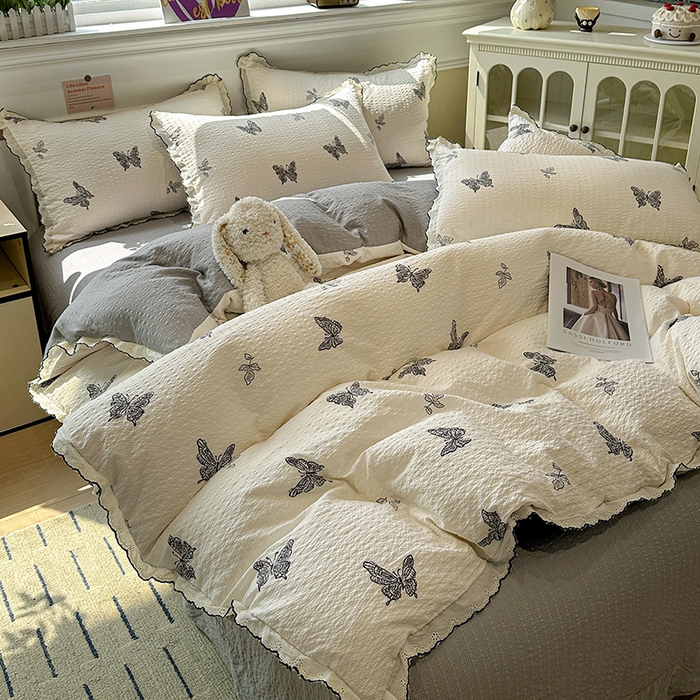 91家纺网 家纺一手货源 找家纺 仟网汇 2026新款法式花边泡芙纱四件套 墨蝶