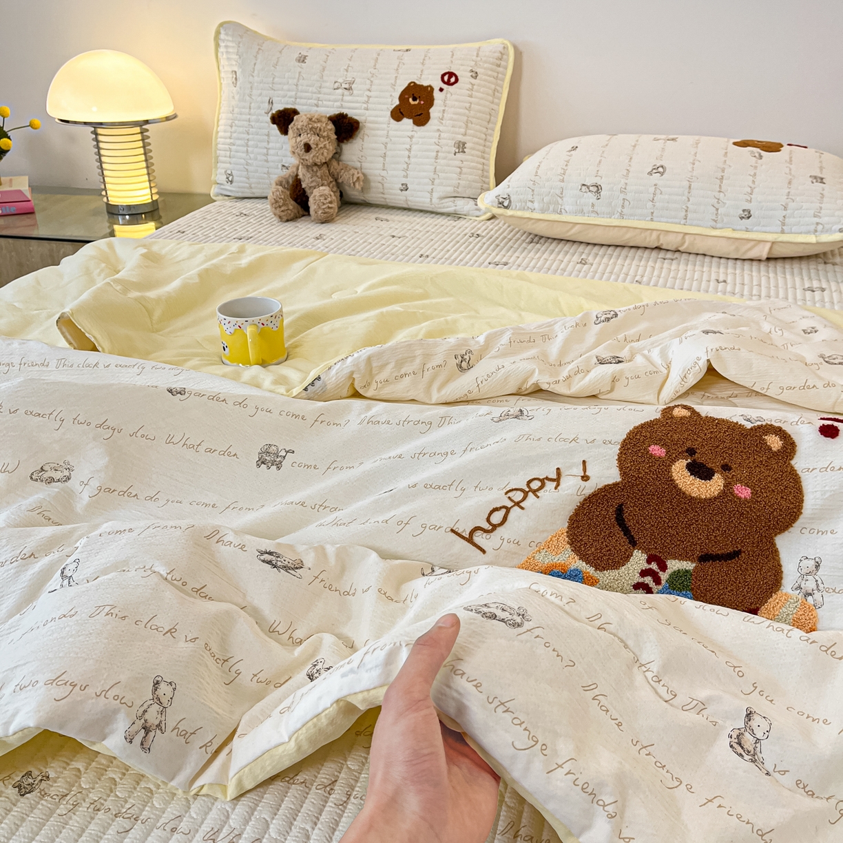 91家纺网 家纺一手货源 找家纺 欧妮家纺 2026新款A类云感毛巾绣夏被四件套-床盖空调被系列 绘本小熊