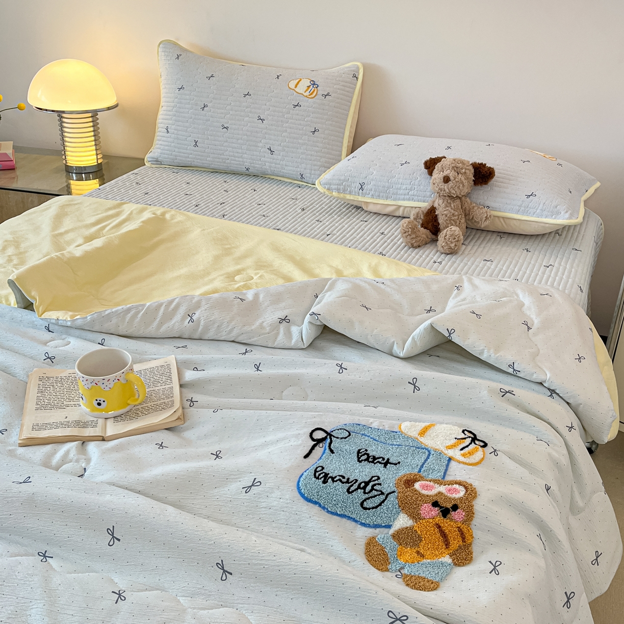欧妮家纺 2026新款A类云感毛巾绣夏被四件套-床盖空调被系列 小熊牛仔包