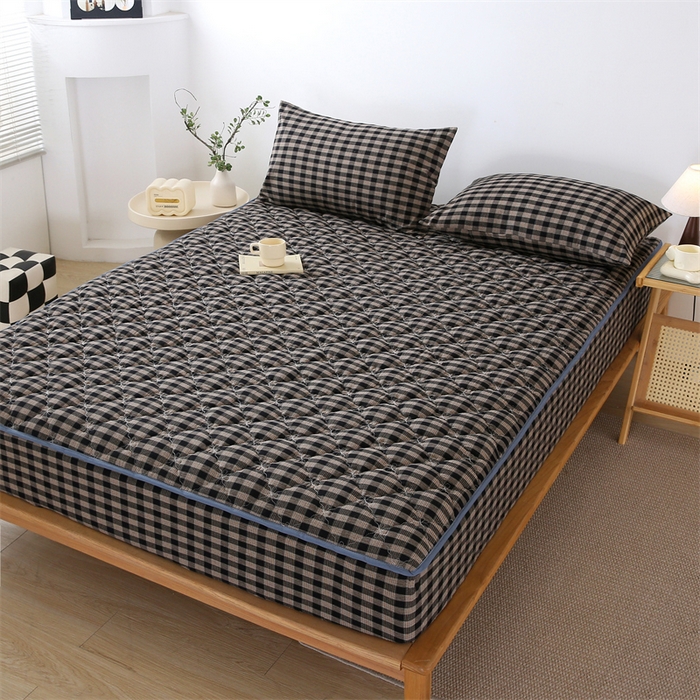 91家纺网 家纺一手货源 找家纺 欧妮家纺 2026新款日式全棉水洗棉色织夹棉床笠-席梦思保护套 日式全棉床笠-重楼黑