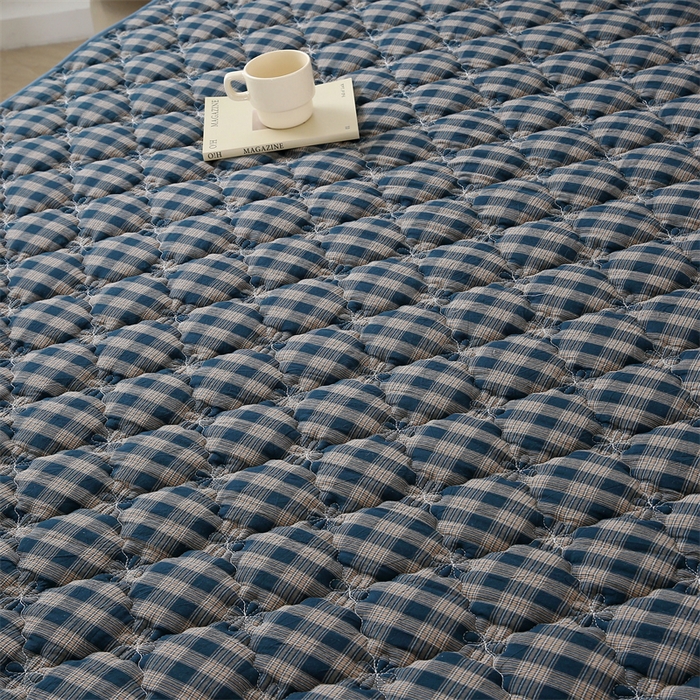 91家纺网 家纺一手货源 找家纺 欧妮家纺 2026新款日式全棉水洗棉色织夹棉床笠-席梦思保护套 日式全棉床笠-重楼蓝