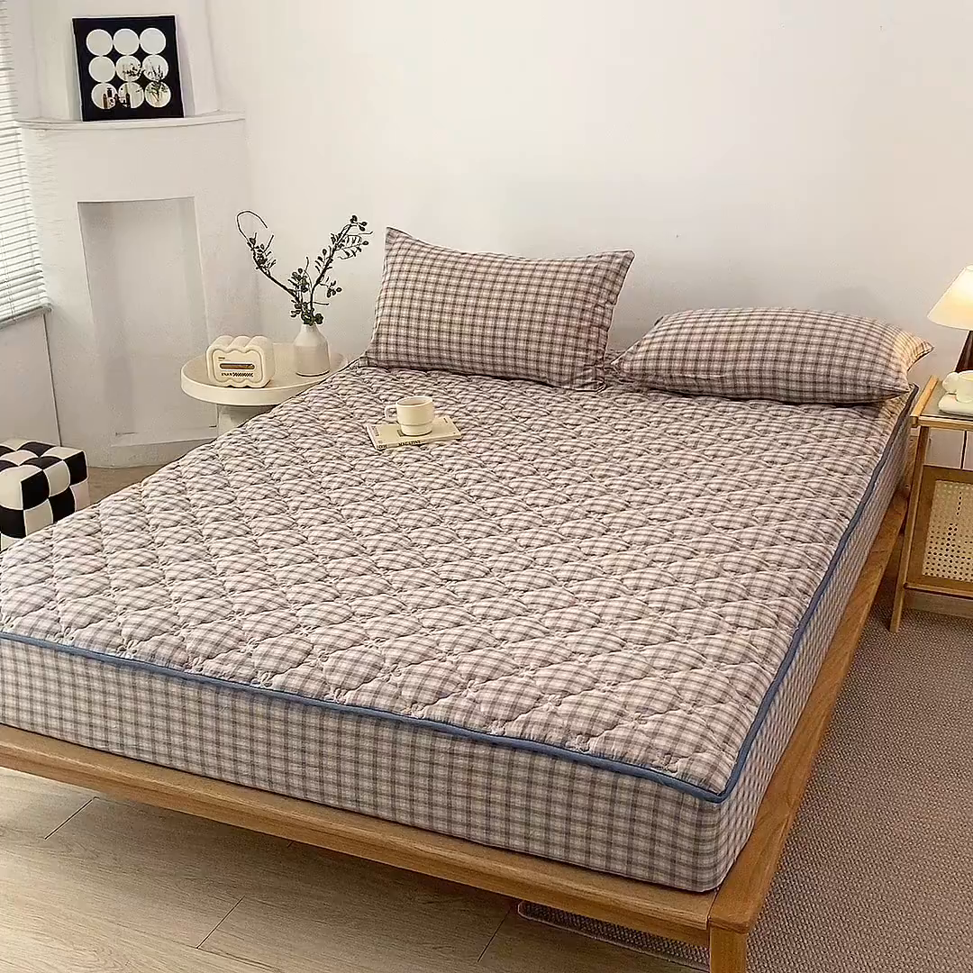 91家纺网 家纺一手货源 找家纺 欧妮家纺 2026新款日式全棉水洗棉色织夹棉床笠-席梦思保护套 日式全棉床笠-灰格