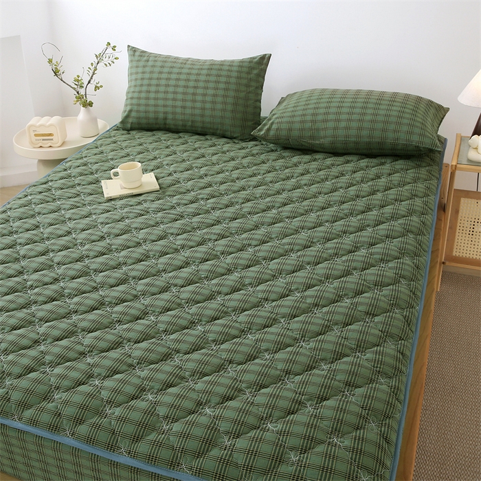 91家纺网 家纺一手货源 找家纺 欧妮家纺 2026新款日式全棉水洗棉色织夹棉床笠-席梦思保护套 日式全棉床笠-重楼绿