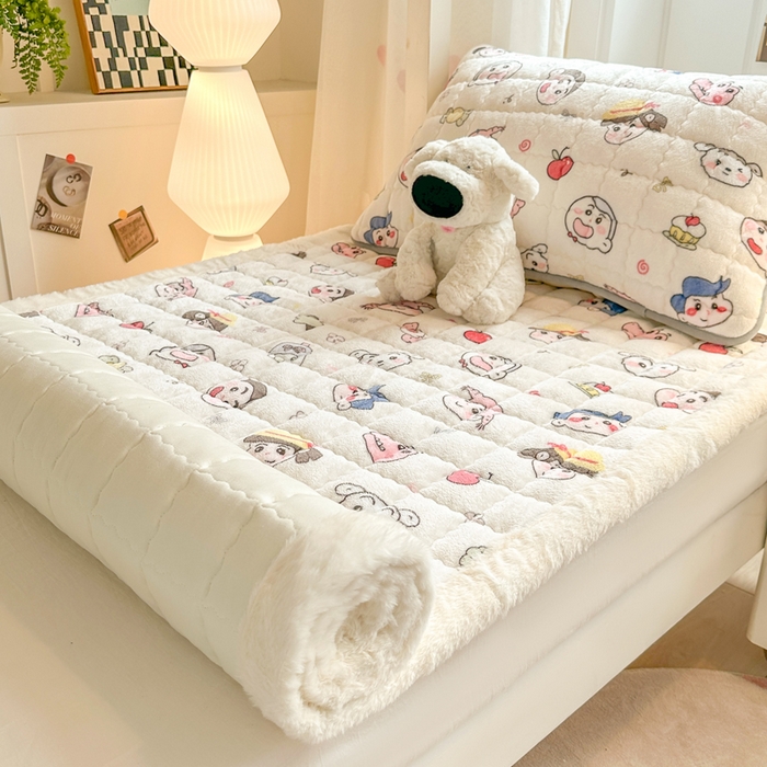 91家纺网 家纺一手货源 找家纺 欧妮家纺 2026新款加厚夹棉牛奶绒枕套 暖绒-小小新