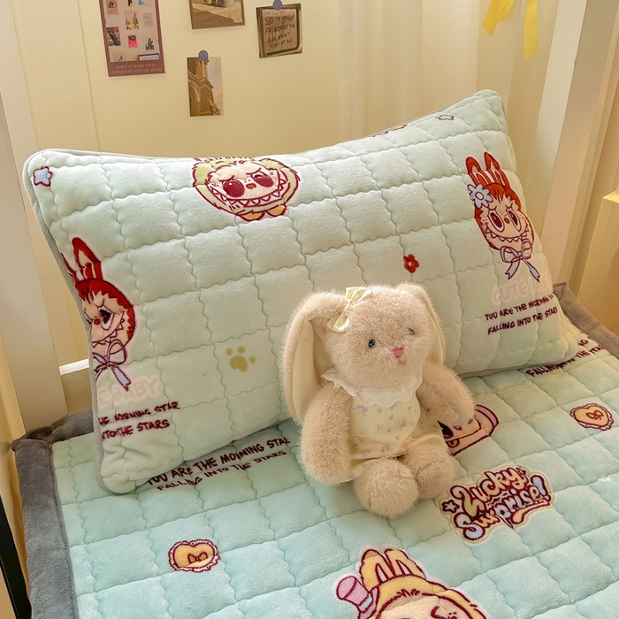 91家纺网 家纺一手货源 找家纺 （总）欧妮家纺 2026新款加厚夹棉牛奶绒枕套