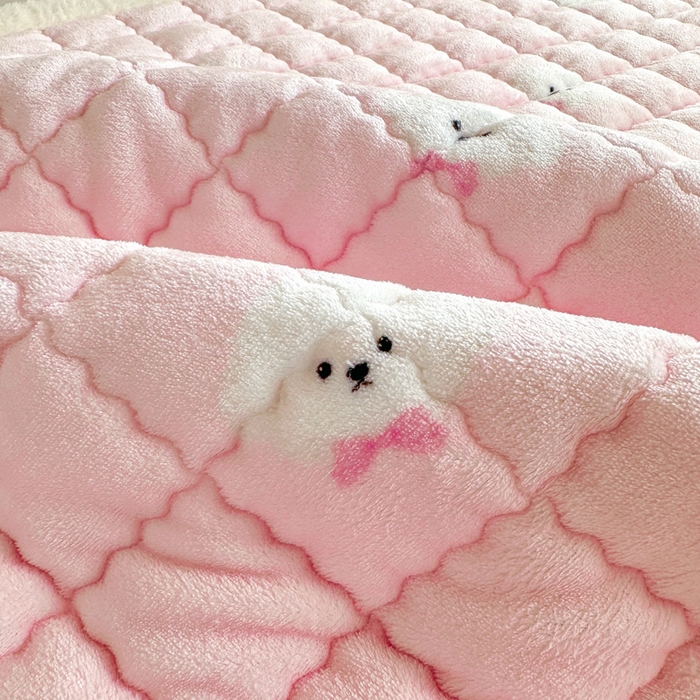 91家纺网 家纺一手货源 找家纺 欧妮家纺 2026新款加厚夹棉牛奶绒枕套 暖绒-绒绒小狗-粉