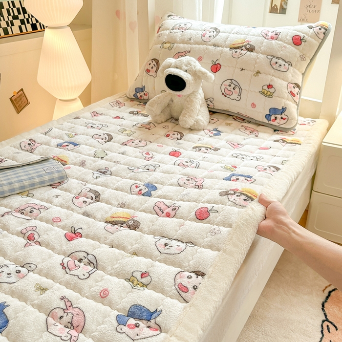 91家纺网 家纺一手货源 找家纺 欧妮家纺 2026新款加厚夹棉牛奶绒枕套 暖绒-小小新