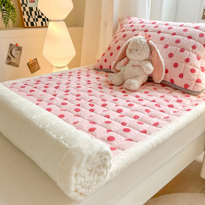 91家纺网 家纺一手货源 找家纺 欧妮家纺 2026新款加厚夹棉牛奶绒枕套 暖绒-粉珍珠