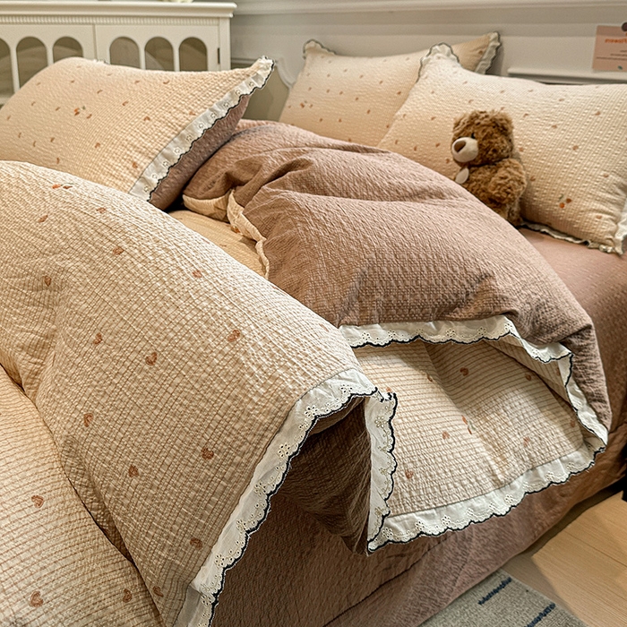 91家纺网 家纺一手货源 找家纺 仟网汇 2026新款法式花边泡芙纱四件套 甜心咖