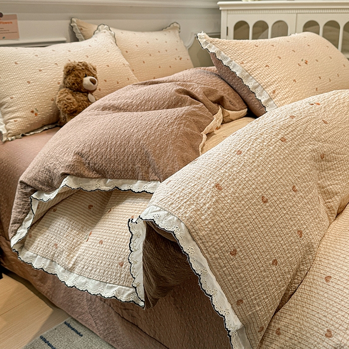 91家纺网 家纺一手货源 找家纺 仟网汇 2026新款法式花边泡芙纱四件套 甜心咖