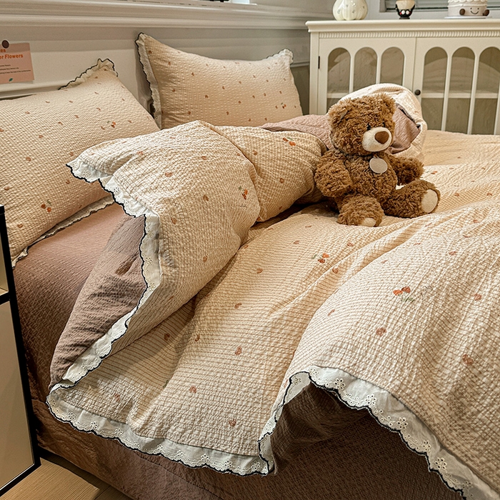 91家纺网 家纺一手货源 找家纺 仟网汇 2026新款法式花边泡芙纱四件套 甜心咖