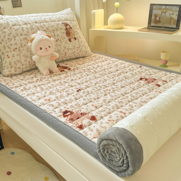 91家纺网 家纺一手货源 找家纺 欧妮家纺 2026新款加厚夹棉牛奶绒枕套 水晶-甜美女孩