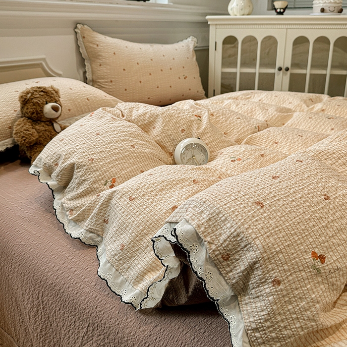 91家纺网 家纺一手货源 找家纺 仟网汇 2026新款法式花边泡芙纱四件套 甜心咖