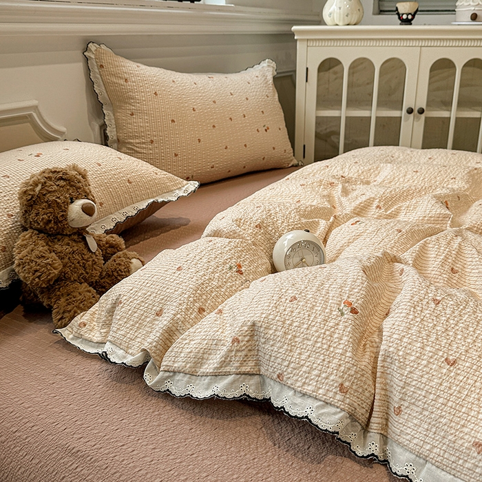 91家纺网 家纺一手货源 找家纺 仟网汇 2026新款法式花边泡芙纱四件套 甜心咖