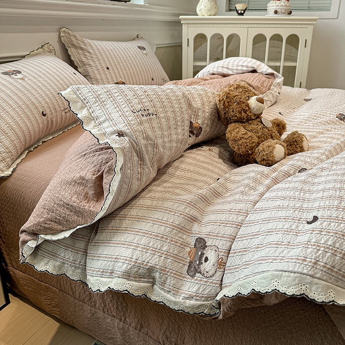 91家纺网 家纺一手货源 找家纺 仟网汇 2026新款法式花边泡芙纱四件套 晚安汪