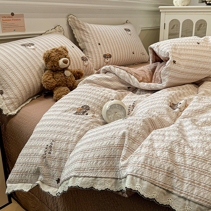 91家纺网 家纺一手货源 找家纺 仟网汇 2026新款法式花边泡芙纱四件套 晚安汪