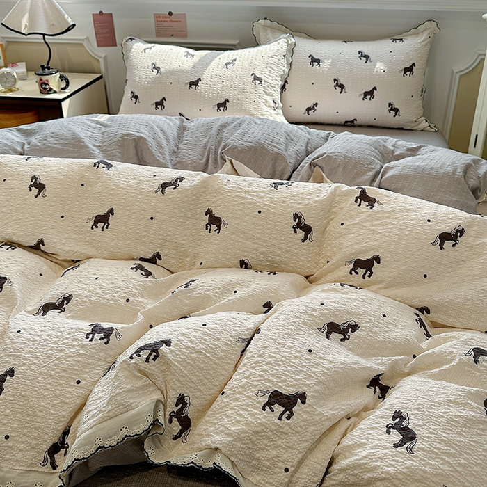 91家纺网 家纺一手货源 找家纺 仟网汇 2026新款法式花边泡芙纱四件套 小黑马