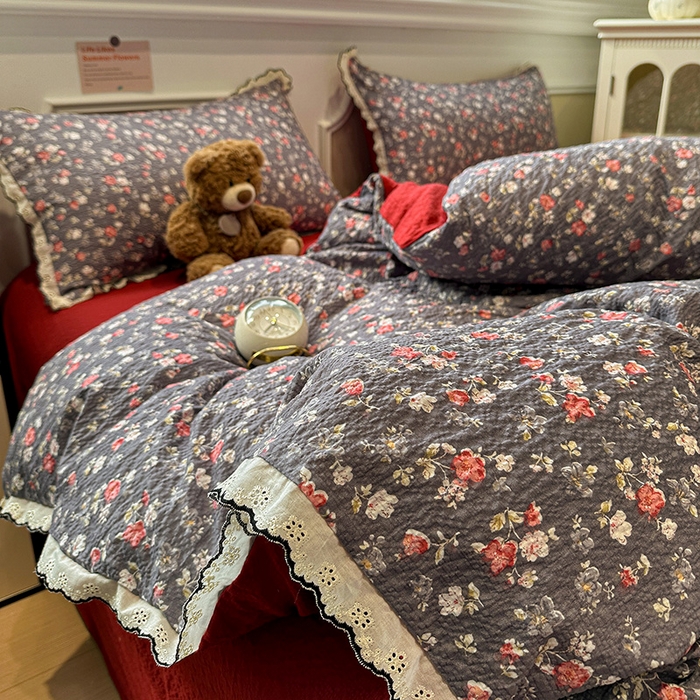 91家纺网 家纺一手货源 找家纺 仟网汇 2026新款法式花边泡芙纱四件套 胭脂花