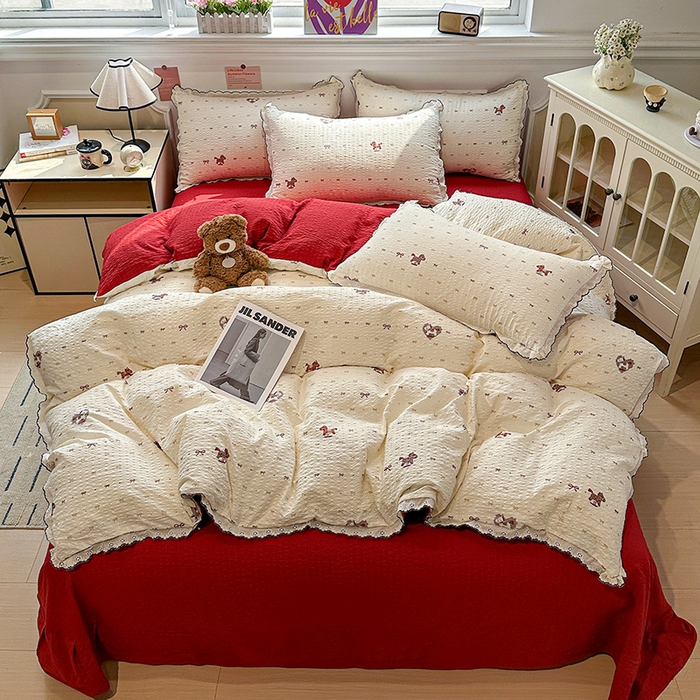 91家纺网 家纺一手货源 找家纺 仟网汇 2026新款法式花边泡芙纱四件套 摇摇木马