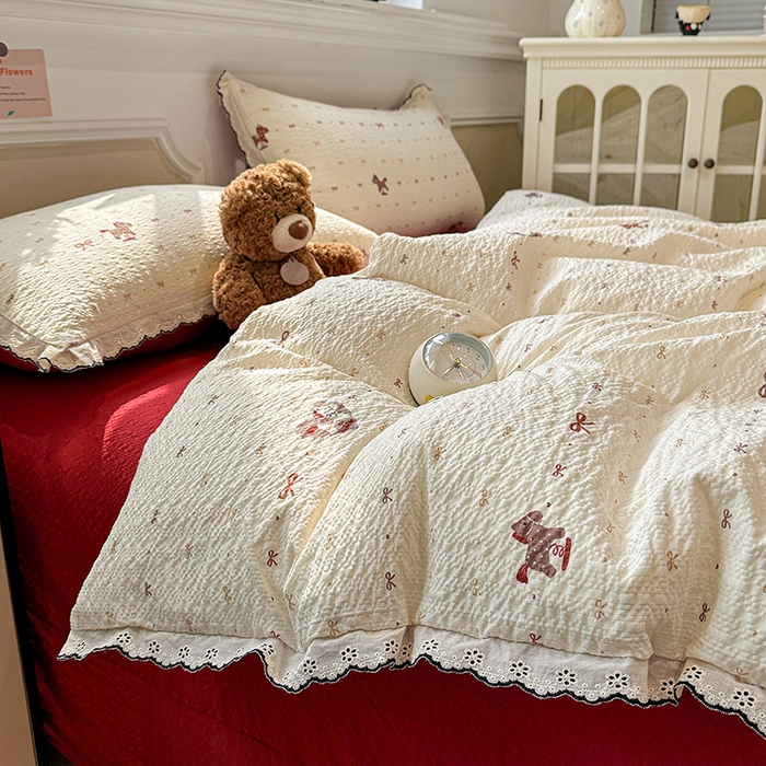 91家纺网 家纺一手货源 找家纺 仟网汇 2026新款法式花边泡芙纱四件套 摇摇木马