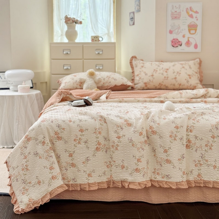 91家纺网 家纺一手货源 找家纺 迪梦姿家纺 2026新款泡芙纱花边款夏被四件套-款式二 春色奶桔