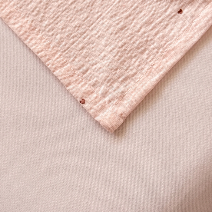 91家纺网 家纺一手货源 找家纺 丝芙妮家居 2026春夏新款皱皱棉双层纱泡芙棉床单 床单单件 云蝶-粉