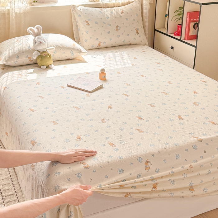 91家纺网 家纺一手货源 找家纺 丝芙妮家居 2026春夏新款皱皱棉双层纱泡芙棉床单 床单单件 牧歌