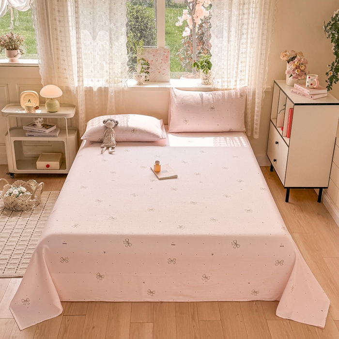 91家纺网 家纺一手货源 找家纺 丝芙妮家居 2026春夏新款皱皱棉双层纱泡芙棉床单 床单单件 云蝶-粉