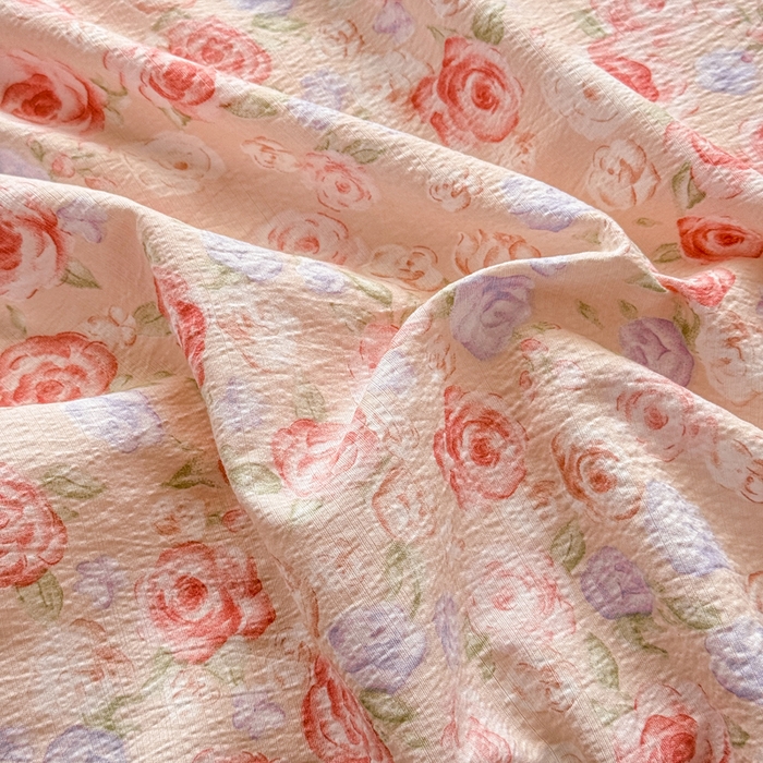 91家纺网 家纺一手货源 找家纺 丝芙妮家居 2026春夏新款皱皱棉双层纱泡芙棉床单 床单单件 花簇